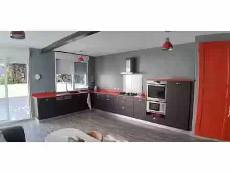 appartement avec terrasse et cave villeneuve de berg