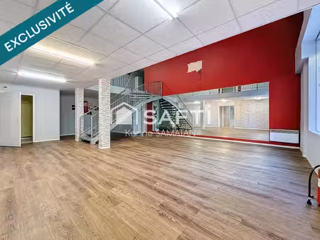 local commercial rénové de 216 m2 au coeur de montastruc-la-conseillère
