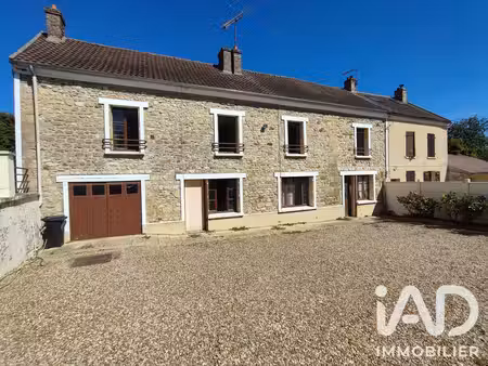 maison à us (95450)