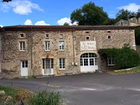 ancienne auberge a 30 mn d'issoire
