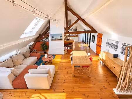 tres bel appartement atypique - 70.15m2 / 100m2 au sol - jar