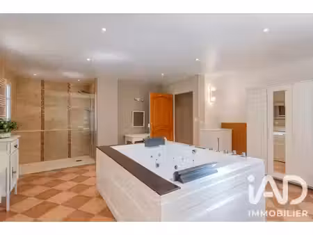 vente maison traditionnelle 10 pièces