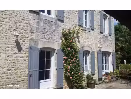 maison 7 pièces 250 m²