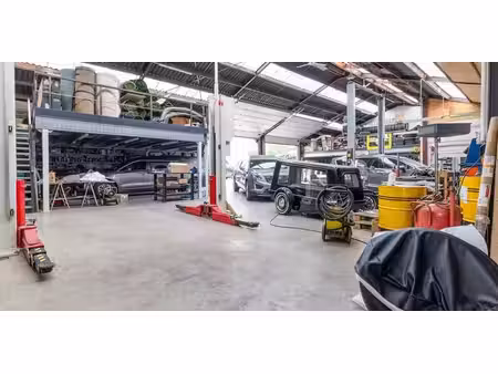 entrepôt à louer à wavre pour € 3.500