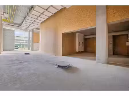 entrepôt de 216m²