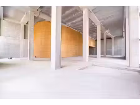 entrepôt de 401m²
