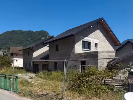 maison faverges