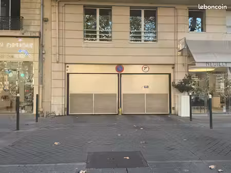 location box parking