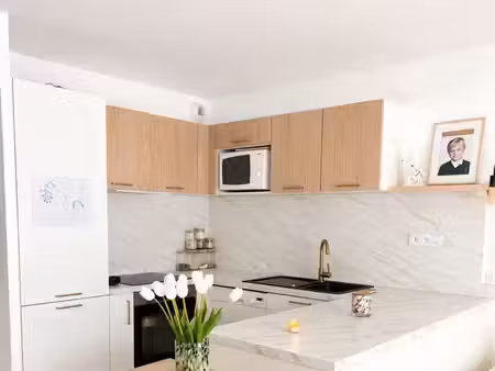 superbe t3 lumineux meublé avec piscine & vue exceptionnelle