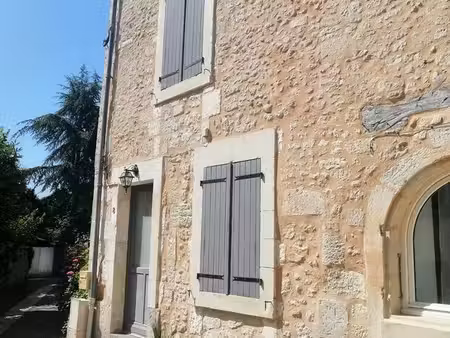 maison de bourg t3 chateau l'eveque