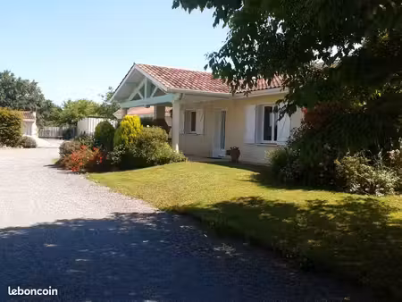 maison 3/4 chambres avec piscine & parc 2000m² – location au mois  plusieurs mois possible