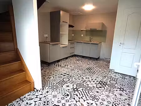maison de ville t2 - 45 m² avec terrasse et parking privatif