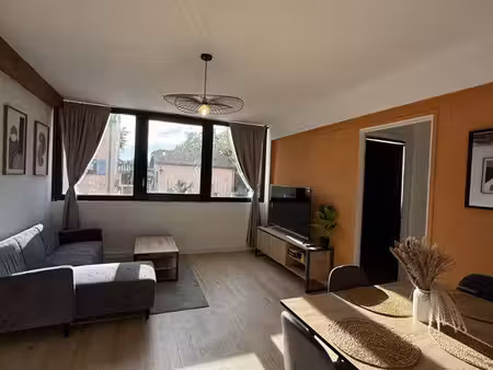 ? t2 bis meublé 51 m² - béziers 34500 - quartier du guesclin - lumineux & équipé