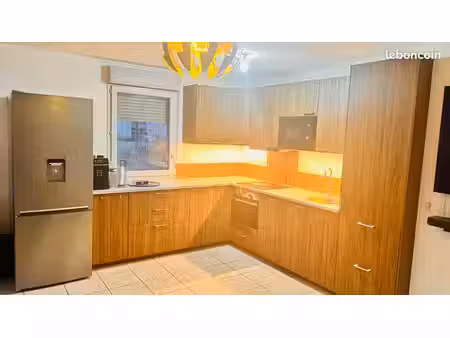 location appartement t3 carré de soie
