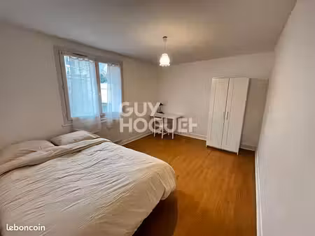 studio 1 pièce 26 m²