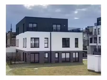 appartement à louer à place stéphanie 108 laeken (rbx02068)