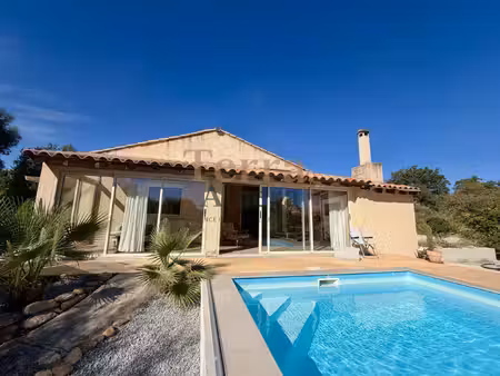 laroque des albères - villa de plain pied - piscine · jardin