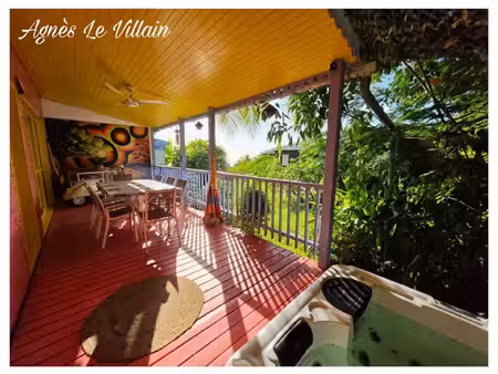 bungalow 3 chambres avec spa accès plage à pieds