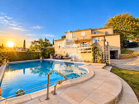 villa saint clement de riviere 7 pièce(s) 213.32 m2 - terrain de 1 120m²