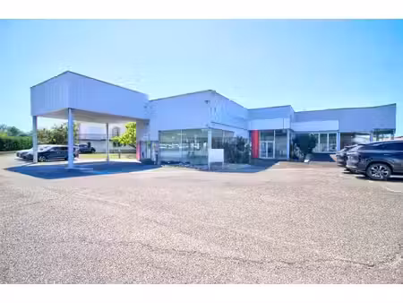 local commercial à vendre à lafox - 1500 m² avec maison  atelier  terrain constructible  p