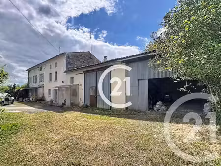 maison à vendre - 8 pièces - 290 m2 - louzac st andre - 16 - poitou-charentes