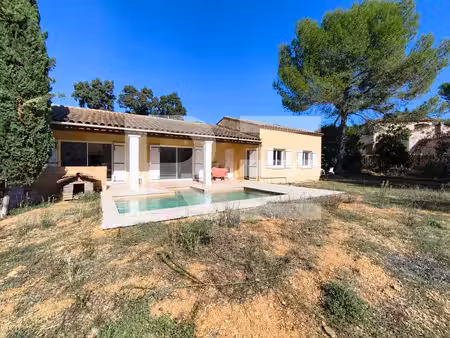maison de plain-pied 125m2 - parcelle 1300m2- piscine et garage