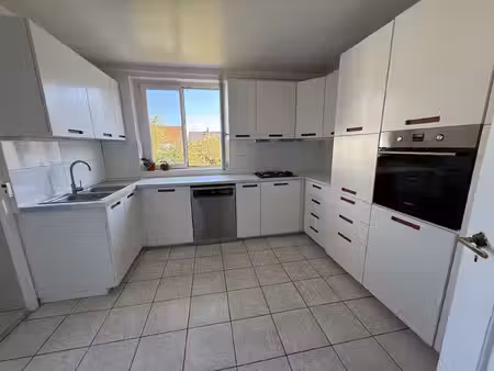 3 pieces renove idealement situe