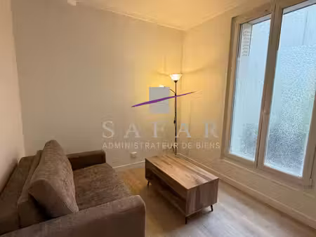 studio 75012 paris 15.84 m2