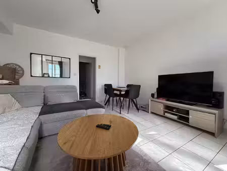 a louer - maison t3 avec terrasse - trélazé
