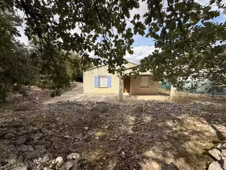 sainte anastasie p.pied t3 sur 700m2 terrain