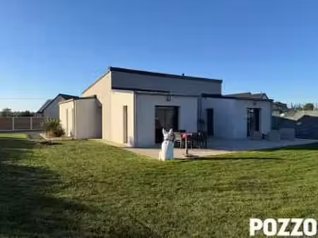 vente maison à vire (14500) : à vendre / 109m² vire