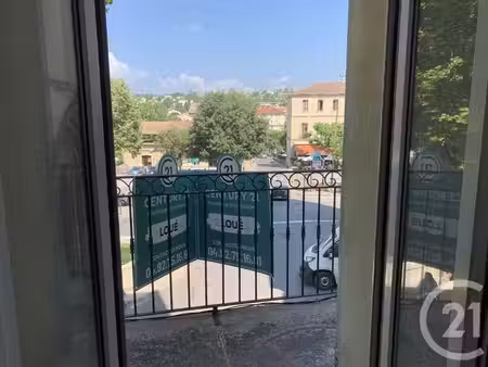 appartement t3 à louer - 3 pièces - 52 70 m2 - forcalquier - 04 - provence-alpes-cote-d-az