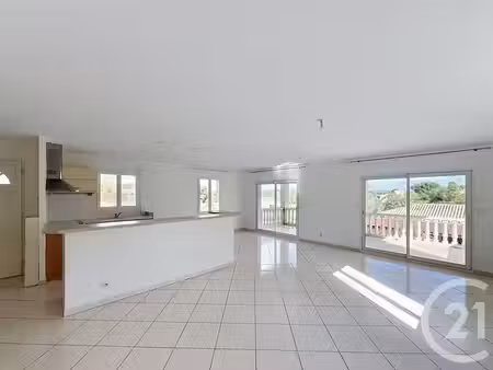 maison à louer - 5 pièces - 108 56 m2 - garat - 16 - poitou-charentes