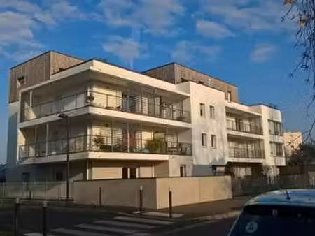 location appartement 2 pièces à angers (49000) : à louer 2 pièces / 44m² angers