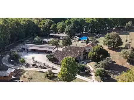 maison avec piscine et jardin tournon-d’agenais (47)
