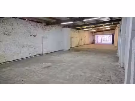 entrepôt à louer à charleroi pour € 850