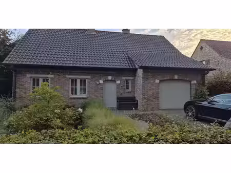villa à louer à beverst pour € 1.490 avec 3 chambres à coucher