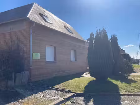 a louer maison à briot