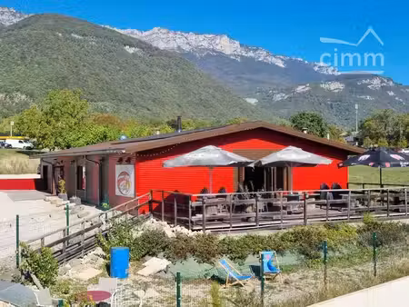à vendre – murs et fonds de commerce – bar à bières / pub – le touvet