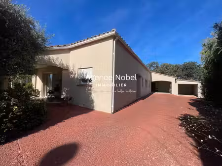 a vendre - maison plain-pied de 139 m2 sur parcelle de 775 m