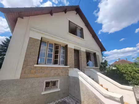 vente maison 6 pièces 110 m² la guerche-sur-l’aubois (18150)