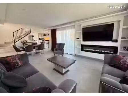 jolie maison neuve sur ahuy 160m2 jardin et garage