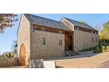 château à vendre à durbuy pour € 1.650.000 avec 8 chambres à coucher