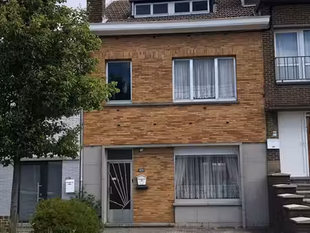 maison 2 façades avec jardin