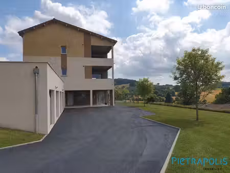 appartement 3 pièces 80 m²
