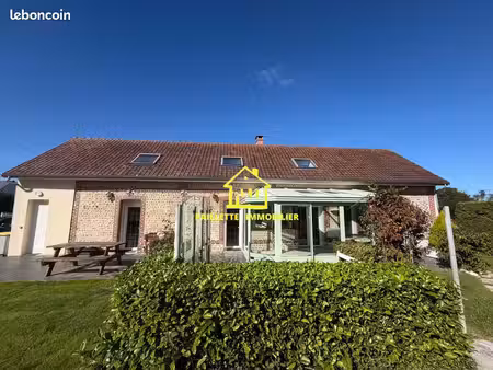 maison 5 pièces 165 m²