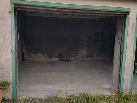 garage centre bourg