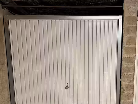 garage à louer