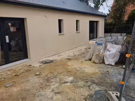 local commercial