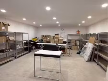 local commercial 88m2 mezzanine 30m2